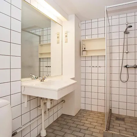 Apartment Xxxvii *